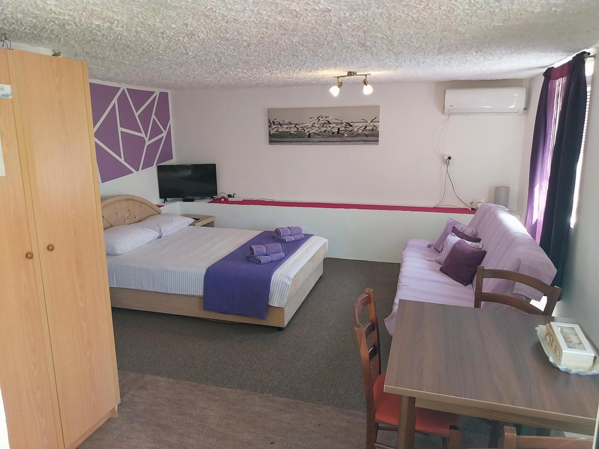 Petkovic Apartmani 2 Tivat Buitenkant foto